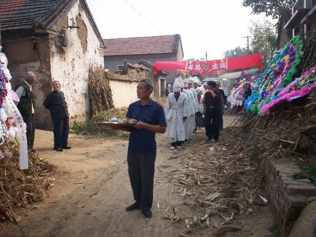 日韩亚洲产在线观看海报