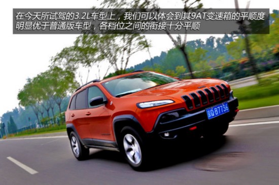 无线限臀山海报