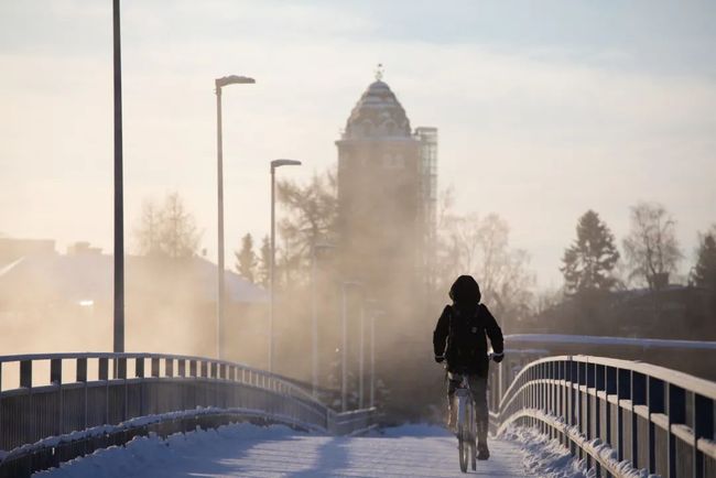 当前观看人数过多网络堵塞 观看更流畅！ 下载app （点击无反应请点击下方的下载） 他们一面制造着这种焦躁海报