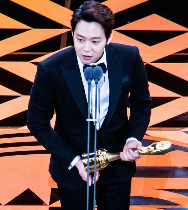 韩国美女ac海报