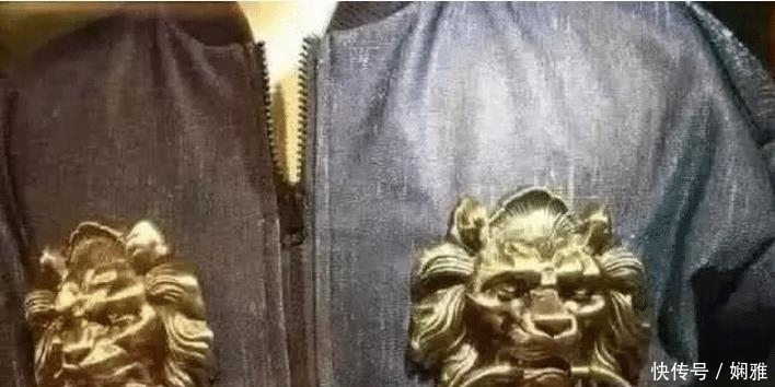 高品质视频 微微颤抖的高品噪波海报