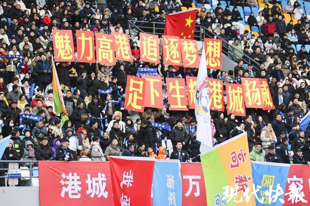 大学生每日吃瓜海报