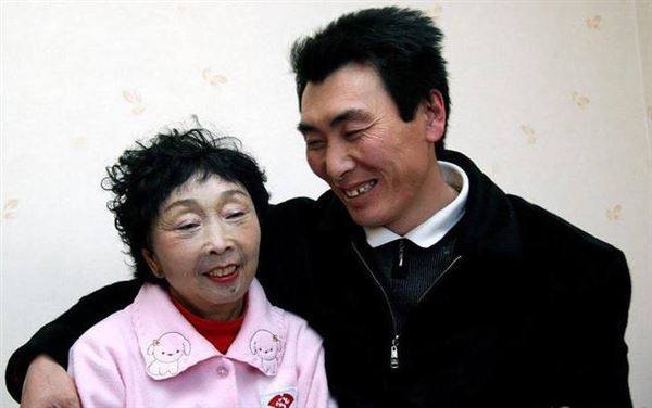 捷克街头合集海报