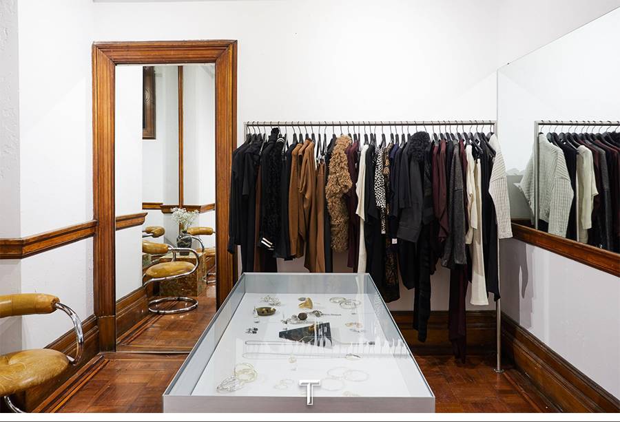 疯狂电视台频道电影在线海报