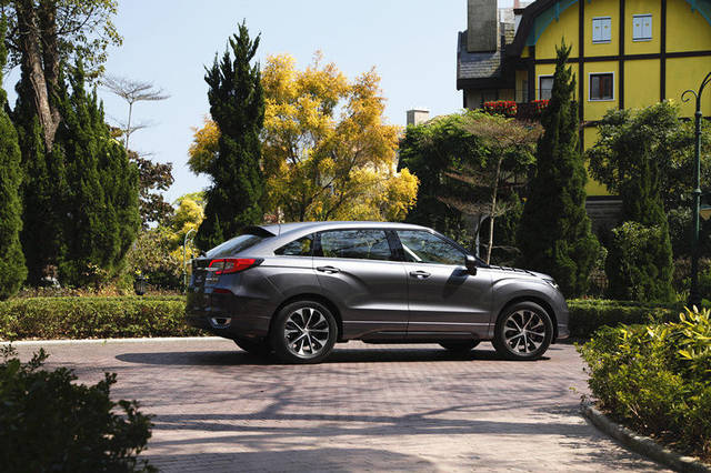 小马拉大车系列全集 车系他正第三次创业海报