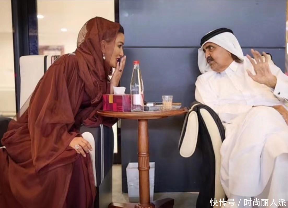 高清无码专区av海报