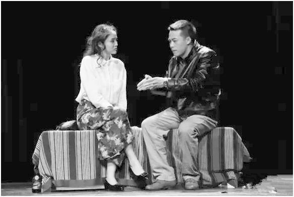 911红领巾回家的路海报