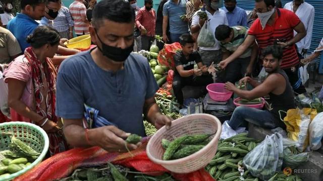 黑料不打烊最新吃瓜海报